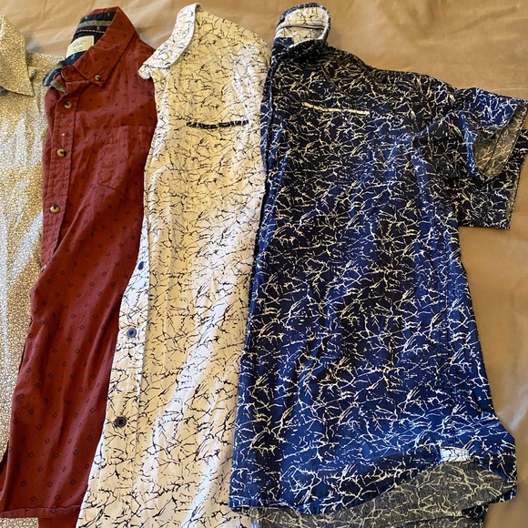 Men’s button down shirt - Picture 3 of 4